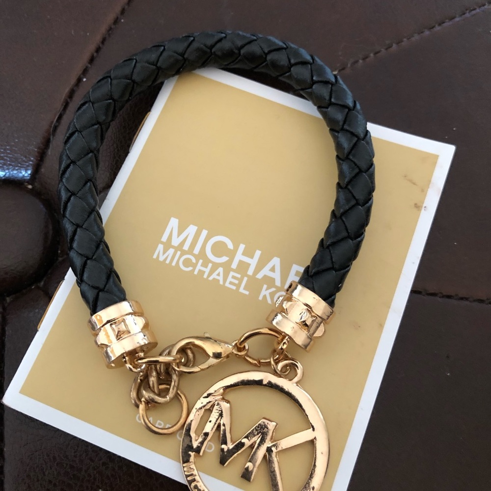 MK Bracelet. J40 - Picture 2 of 4